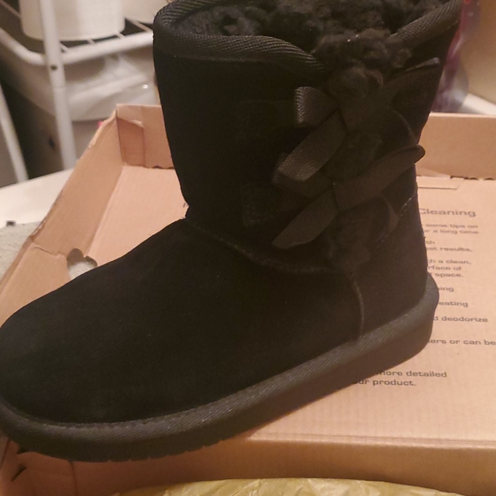 Girls Uggs